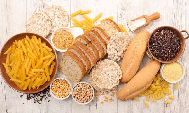Do I really have to cut out gluten to lose weight?  Comprehend