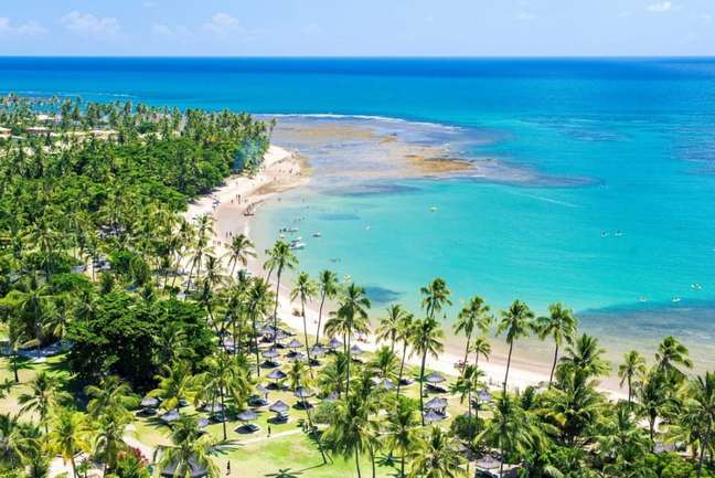 Veja detalhes do hotel de luxo em que Marcos Braz e Vítor Pereira negociam na Bahia