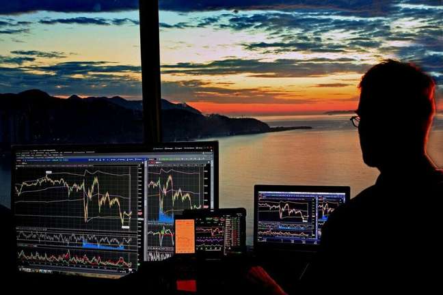 stock trading, investing, stock market-6525084.jpg stock trading, investing, stock market-6525084.jpg