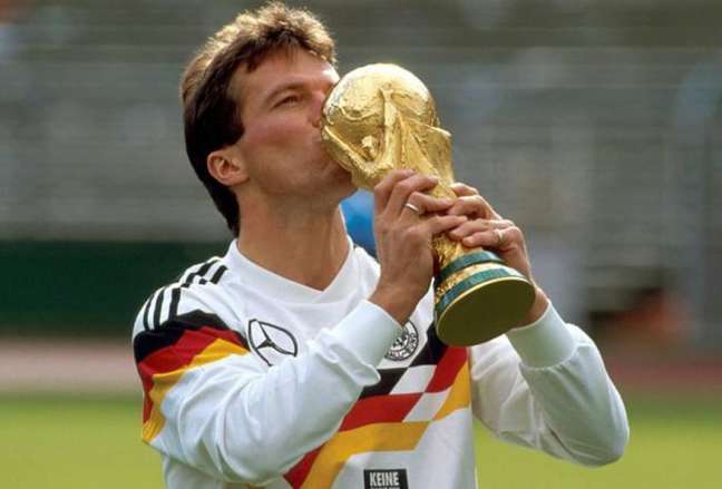 Germany legend surrenders to World Cup squad revelation: ‘Messi of the future’