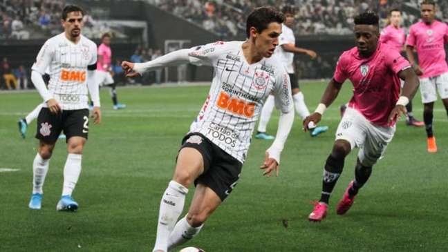 Cruzeiro tem interesse na contratação de Mateus Vital, do Corinthians