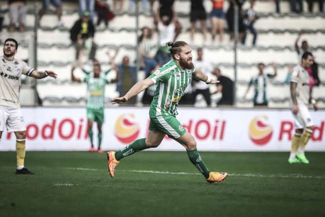 Questão financeira trava negociação entre Grêmio e clube espanhol por Isidro Pitta