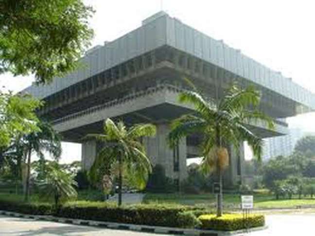 TCM decides to ignore the deadline imposed by the City Council for the analysis of the offers