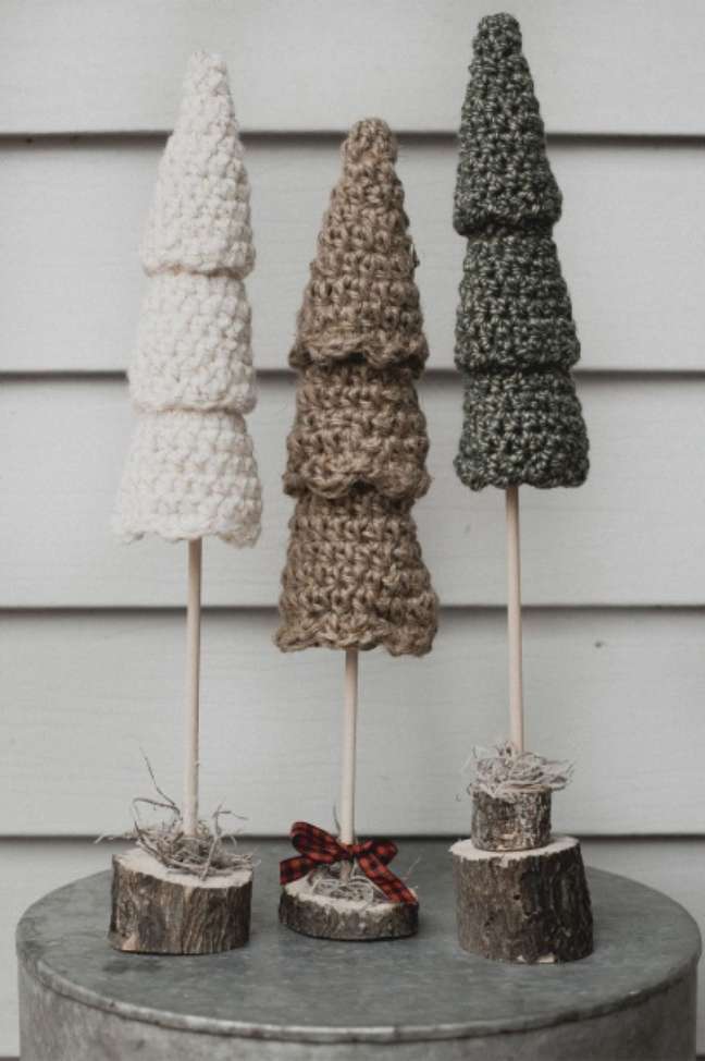 A crochet tree can also be a good idea for anyone who loves DIY! A crochet tree can also be a good idea for anyone who loves DIY!