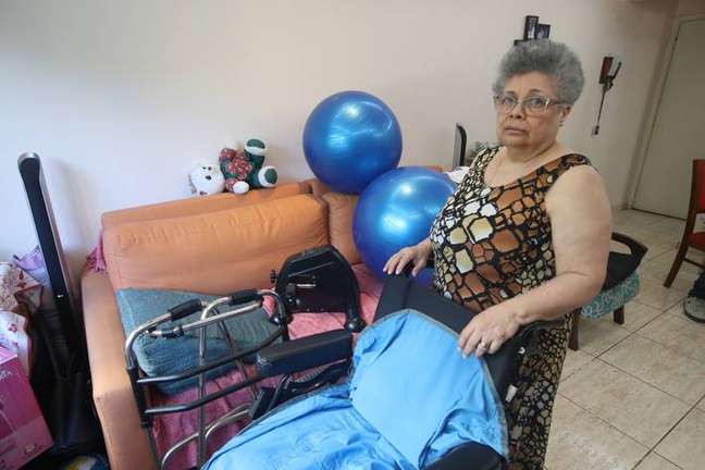 How has the pandemic affected the mental health of older adults?  See the warning signs and how to take care of your mind