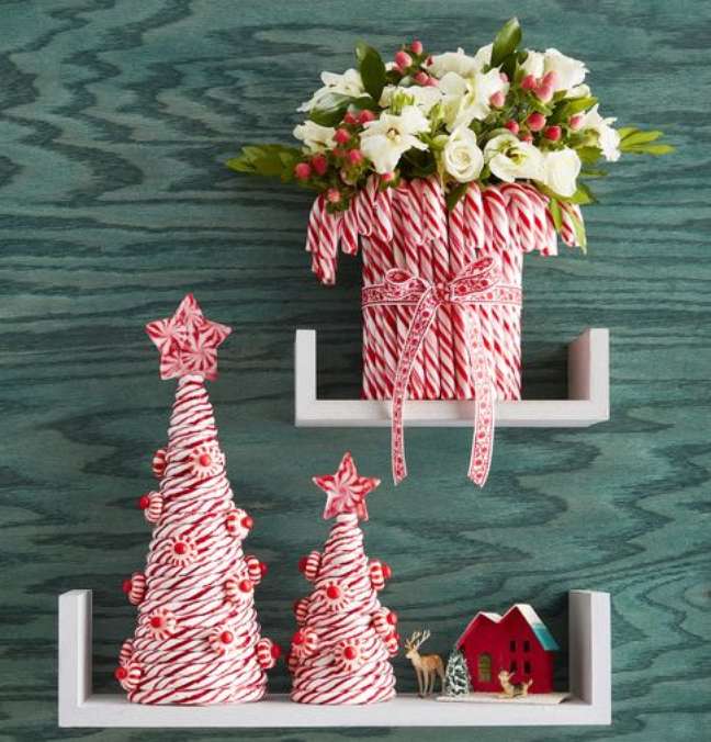 And this Christmas tree made of candy? Best of all, it's functional — you can eat it after the party. And this Christmas tree made of candy? Best of all, it's functional — you can eat it after the party.