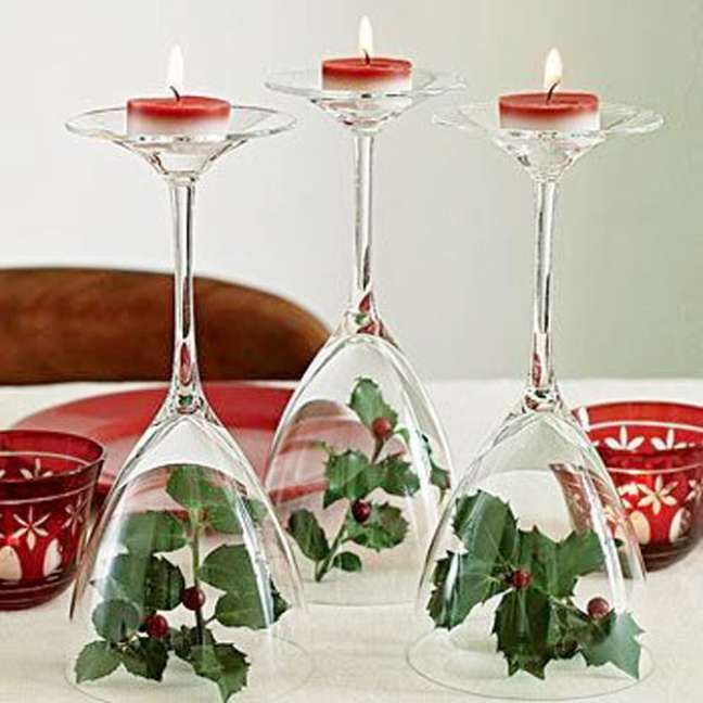 Christmas decoration; decorated Christmas table; Christmas candle; simple christmas decoration Christmas decoration; decorated Christmas table; Christmas candle; simple christmas decoration