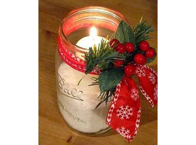 Christmas decoration; decorated Christmas table; Christmas candle; simple christmas decoration Christmas decoration; decorated Christmas table; Christmas candle; simple christmas decoration