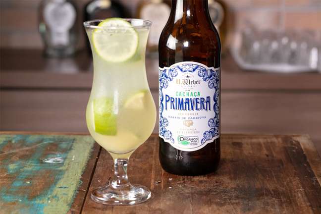 Caipirinha three lemons 