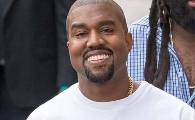 Deadbeat?  Kanye West would have disappeared to avoid paying a million dollar debt