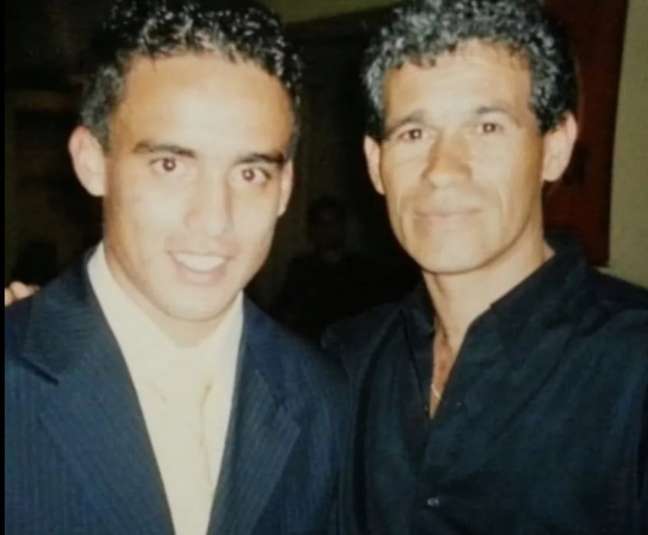 Esmael da Silva, father of former player Jadson, has died at the age of 62