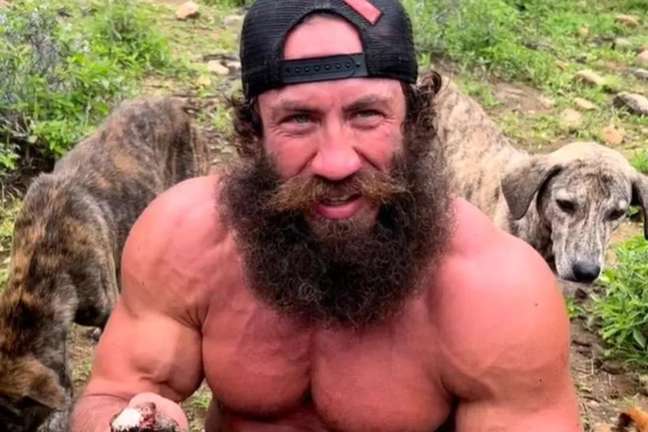 Bodybuilder, ‘liver king’ who claimed to eat raw meat admits to using steroids