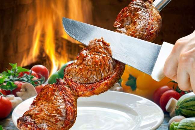 Pork steak: the gastronomic festival brings together inflatable games, a children’s area and Santa Claus