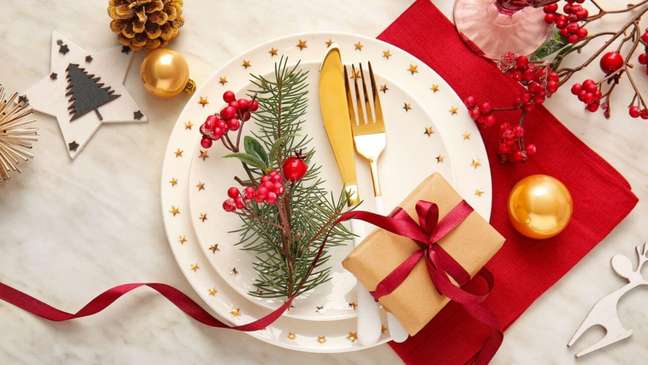 See how to decorate your Christmas table – Photo: Shutterstock