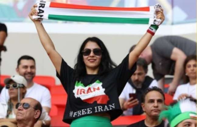 Mulheres protestaram durante a Copa (Foto: EFE/EPA/Abedin Taherkenareh)