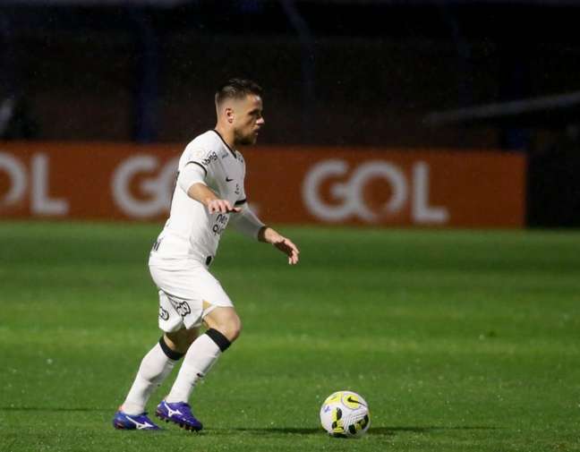 Ramiro não joga mais pelo Corinthians e já negocia sua ida para o Cruzeiro