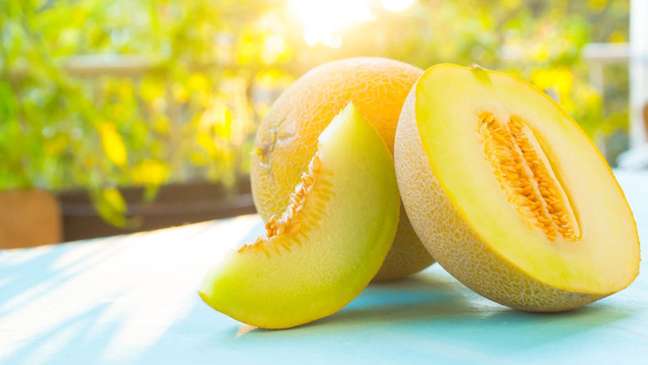 Enjoy it is cheaper!  7 recipes with melon to cool off in the summer