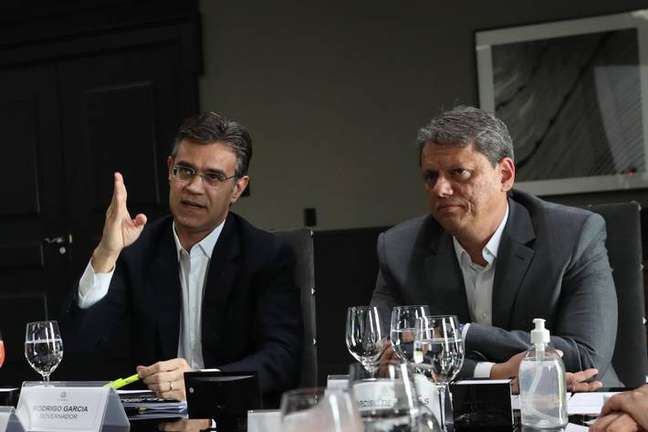 Garcia authorizes the tender to hire 15,000 teachers two weeks before the end of the term