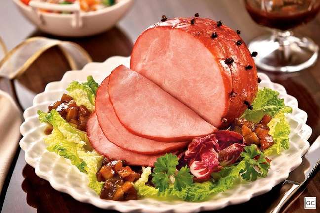 Tender with passion fruit syrup: succulent and surprising recipe for Christmas