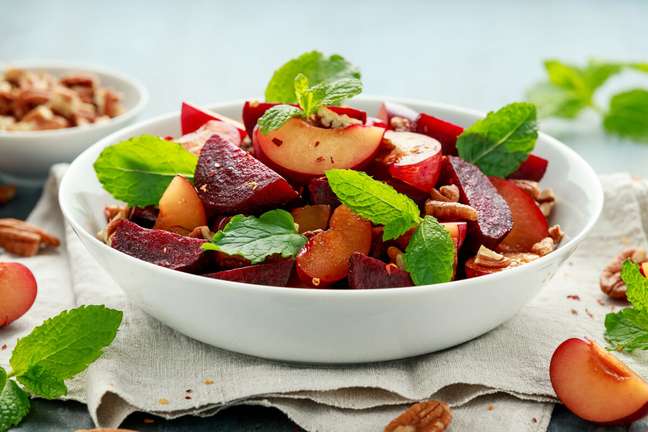 3 detox salads to start the week