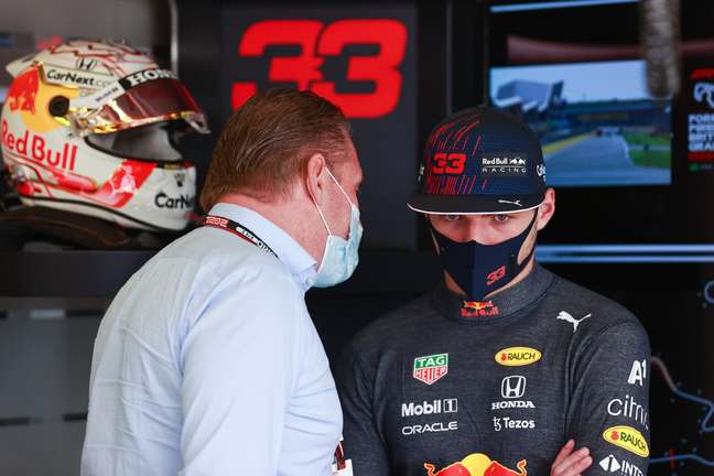 Verstappen reveals his desire to compete with his father in endurance “in two or three years”