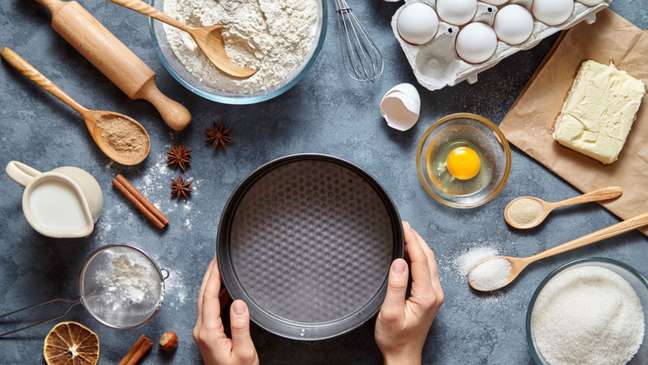 No attachment!  Learn how to grease the molds the right way