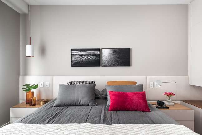 Quilt, white plaid and pillowcases by Codex Home. Quilt, white plaid and pillowcases by Codex Home.