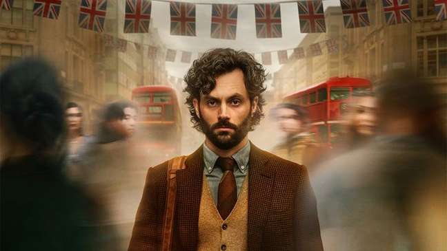 You |  Your season 4 gets a poster with Joe in London