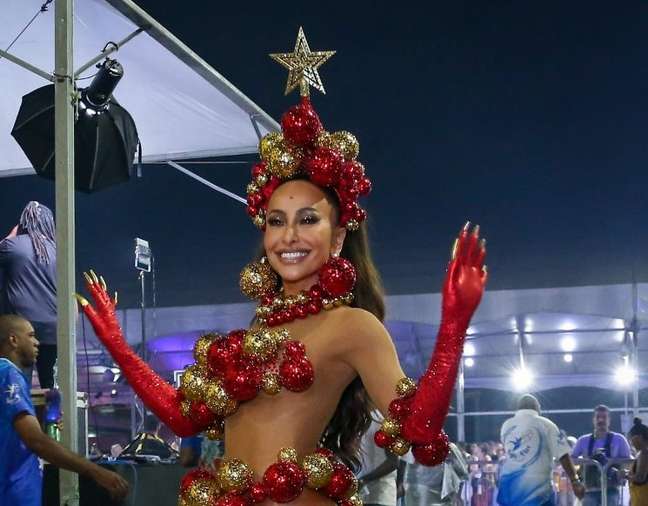 Sato, Anitta, GKay, Wandinha: See 15 different looks from 2022