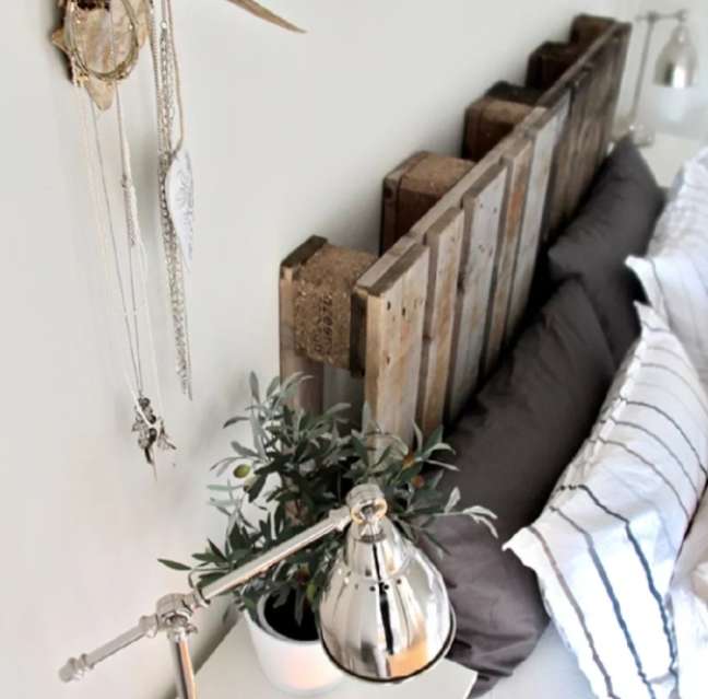 Headboard: Indulge your inner rustic-chic self with this innovative pallet headboard. Take two pallets, pressure wash them thoroughly, and let them dry for several days before bolting them to the bed frame. You can cover with satin polyurethane or leave the wood raw to guarantee a mix between primitive and sophisticated. Headboard: Indulge your inner rustic-chic self with this innovative pallet headboard. Take two pallets, pressure wash them thoroughly, and let them dry for several days before bolting them to the bed frame. You can cover with satin polyurethane or leave the wood raw to guarantee a mix between primitive and sophisticated.