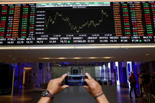 Ibovespa closes its last trading session before Christmas higher