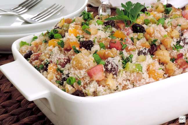 Christmas Farofa – Photo: Guia da Cozinha