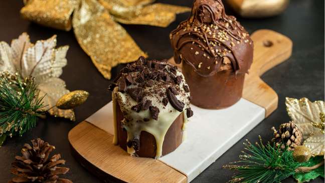 It’s time for dinner!  Check out every sign’s favorite Christmas treat