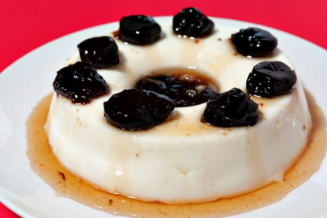 Coconut Custard 