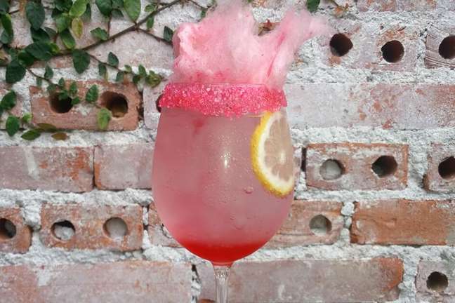 8 colorful drinks to embellish and amuse your Christmas dinner