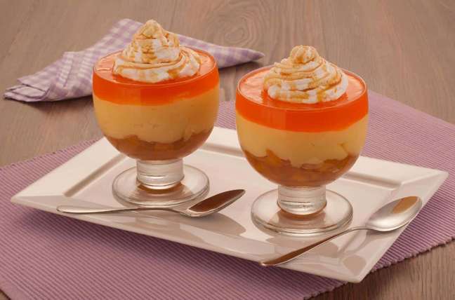 Creamy peach bowl – Photo: Guia da Cozinha Creamy peach bowl – Photo: Guia da Cozinha