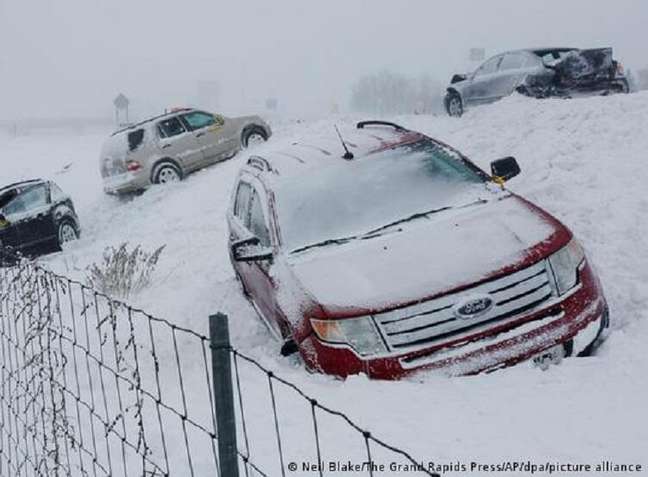 Winter storm kills dozens across US