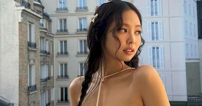 BLACKPINK’s Jennie posts a photo of two men kissing and causes controversy