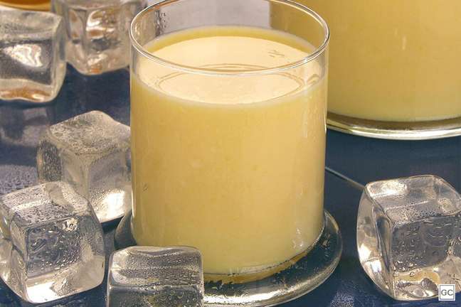 Peach smoothie – Photo: Guia da Cozinha Peach smoothie – Photo: Guia da Cozinha
