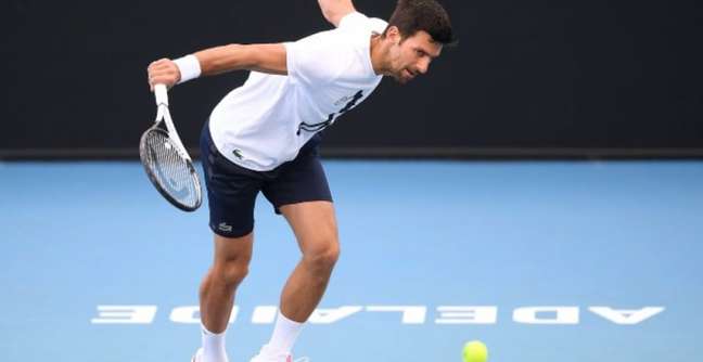 Djokovic starts against the French in Adelaide and crosses Medvedev