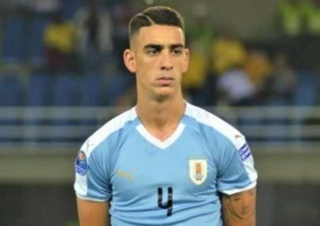 Vasco deals with the Uruguayans and is close to announcing another reinforcement