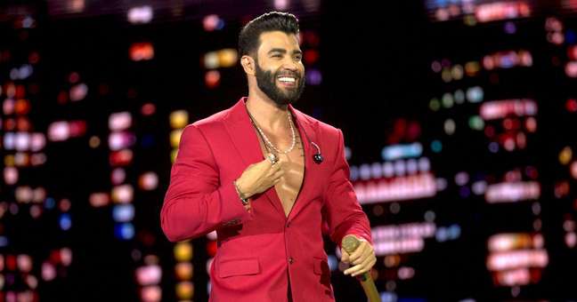 Gusttavo Lima expels a fan from New Year’s Eve in Fortaleza.  look