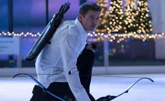 Jeremy Renner, Marvel’s Hawkeye, has a serious accident in the snow