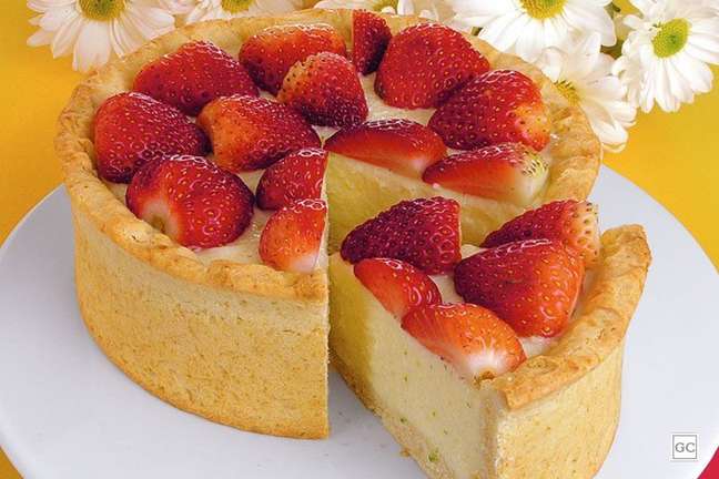 Torta light de morango &ndash; Foto: Guia da Cozinha