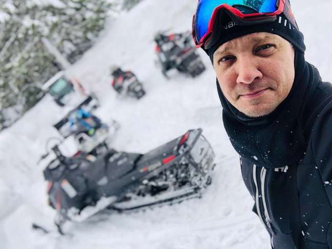 The star of Marvel’s Hawkeye has undergone surgery after a snow accident