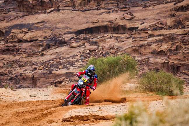 Nacho Cornejo inicialmente foi declarado vencedor da quarta especial do Dakar nas motos 