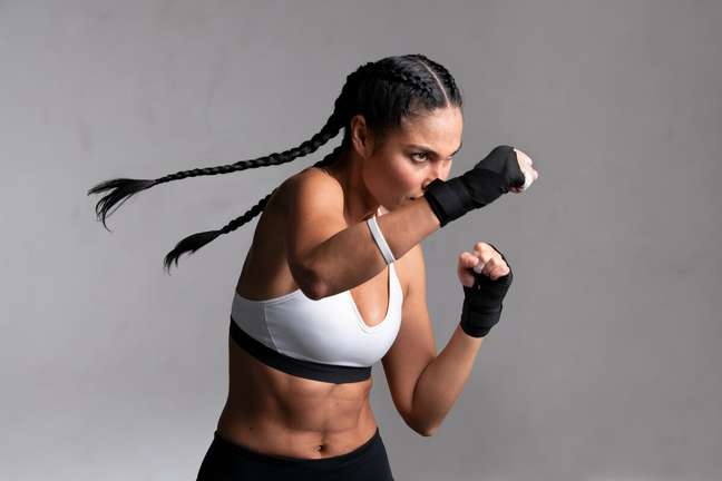Find out how MMA helps strengthen the muscles of the body
