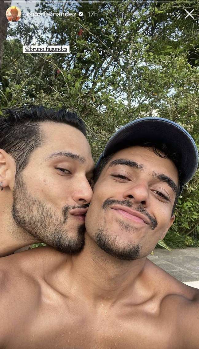 Igor Fernandes posted a romantic photo with Bruno Fagundes during a trip to Minas Gerais Igor Fernandes posted a romantic photo with Bruno Fagundes during a trip to Minas Gerais