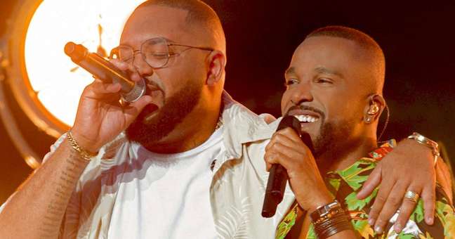Alexandre Pires publishes the song “O Maestro Maior” with the special participation of Tiee