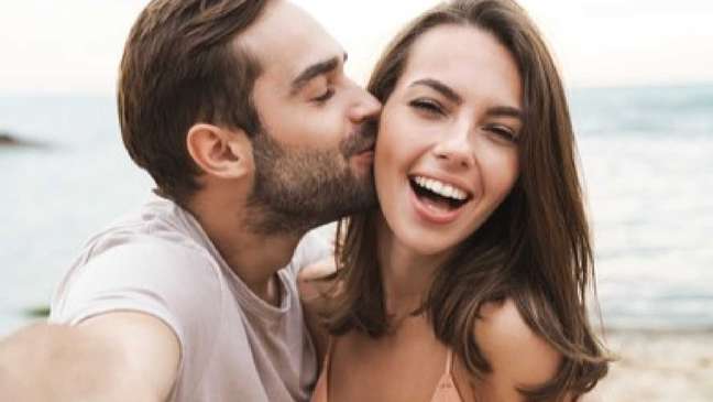 Signs that they are always in love: Is yours one of them?